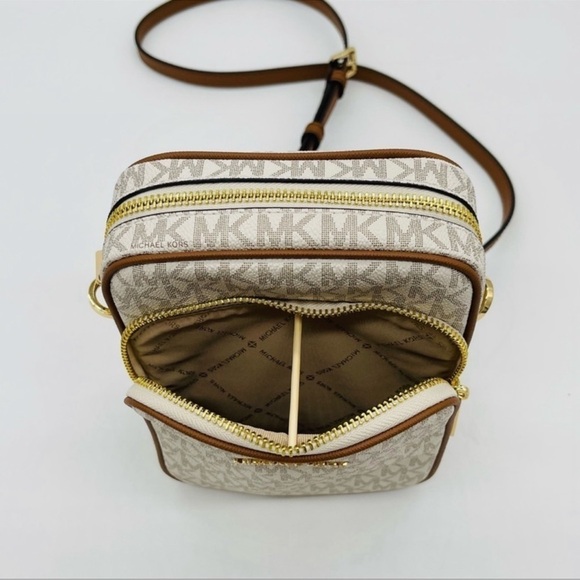 Michael Kors Medium NS Chain XBody Bag Vanilla/Brown - Picture 9 of 12